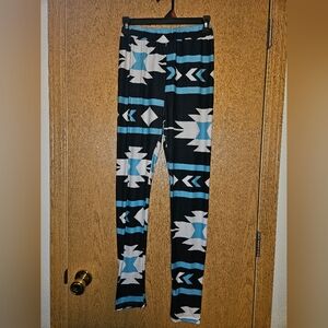 Aztec print leggings size Medium and possibly L